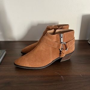 Lucky brand brown suede booties - women’s 6.5